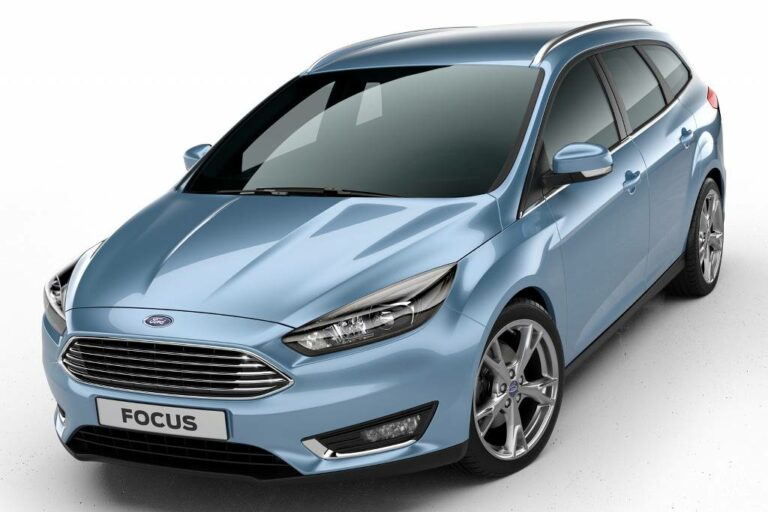 Nuova Ford Focus, l’auto che parcheggia da sola