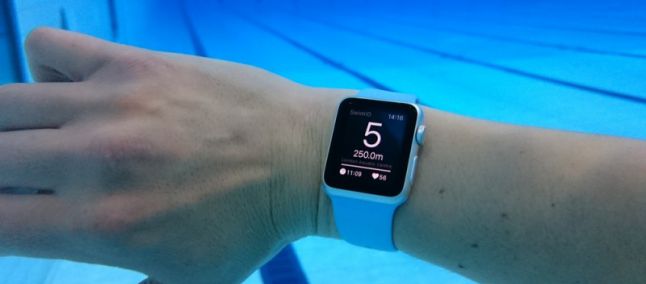 Apple Watch: è stata sviluppata anche l’applicazione per il nuoto