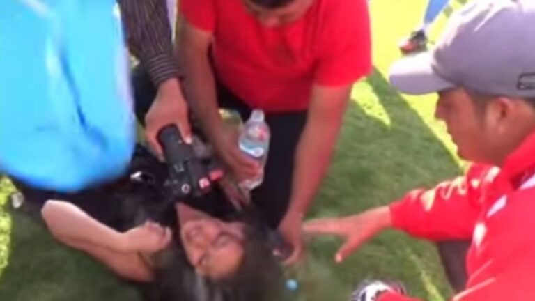 Incredibile in Perù, giornalista donna aggredita in campo