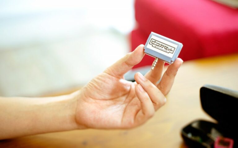 In futuro lo Smartphone diventerà un “GameBoy” grazie alle Pico Cassette