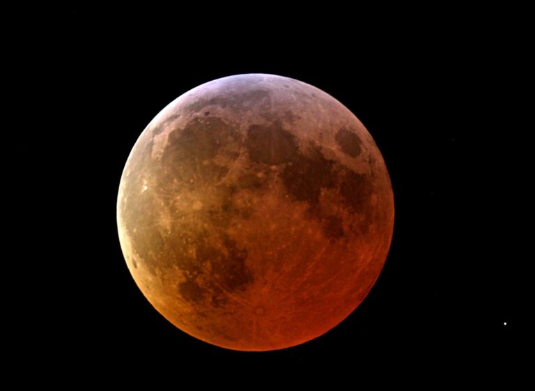 Streaming eclissi di Luna, diretta live dell’evento di stanotte