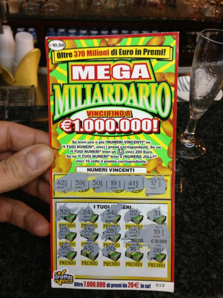Curiosità, per le nozze ricevono 5.000 gratta e vinci. Sposi vincono 600 mila euro