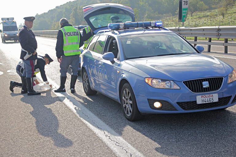 A1, Colleferro e Anagni: 30enne americano muore travolto in autostrada