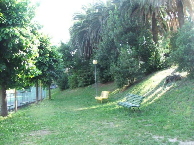 Sestri Levante, chiuso il parco Serlupi: sospetta la presenza di metalli tossici