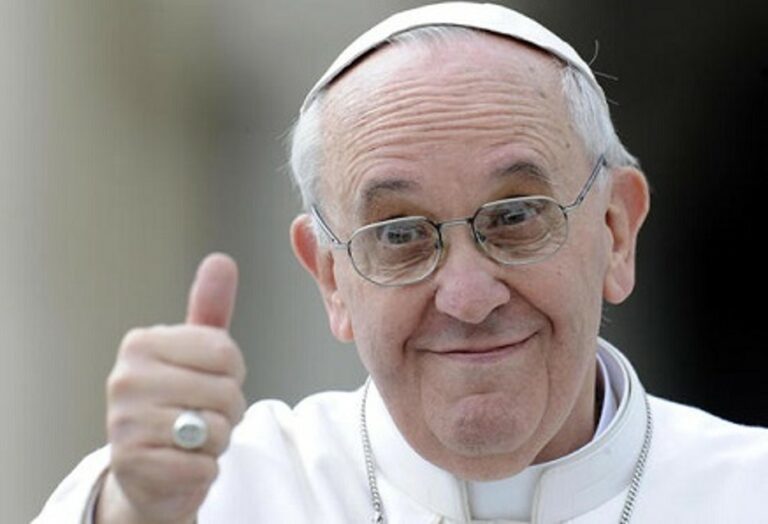 Papa, ha un tumore al cervello ? Smentita del Vaticano: monta la polemica