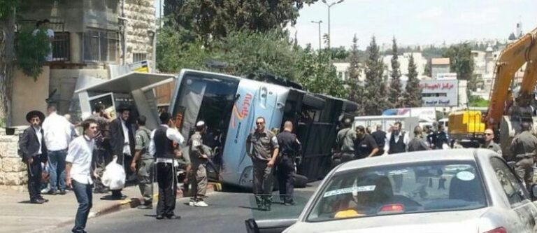 Gerusalemme, tre morti e venti feriti. Chiesta riunione d’urgenza da Netanyahu