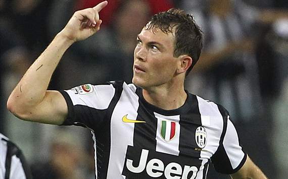 Lichtsteiner fuori sei mesi per intervento al cuore