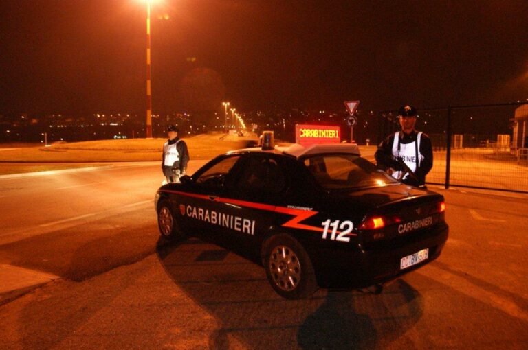 Cronaca, sparatoria a Gallarate: morto un ladro, ferito un carabiniere