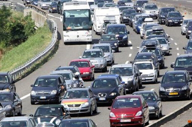 Traffico autostrade aggiornamento tempo reale 5 ottobre  2015, disagi A1 e A18