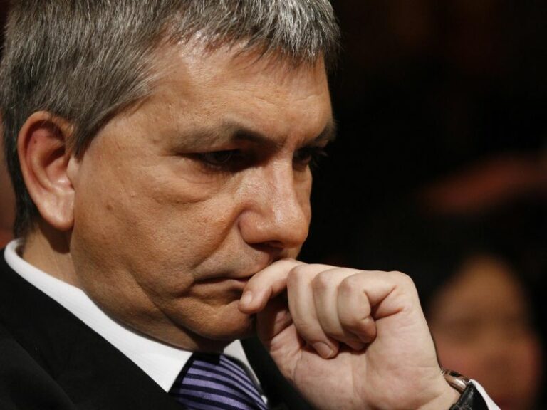 Vendola: pensione da oltre 5000 euro a 57 anni