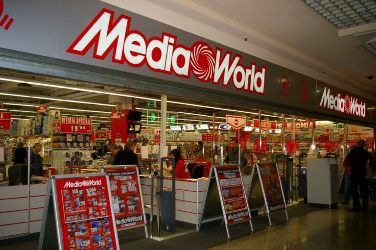 Volantino MediaWorld novembre 2015: offerte e promozioni sottocosto Apple, Samsung e info