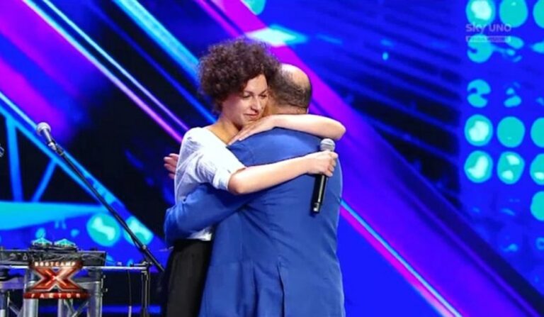 X Factor 9: colpo di scena, Sara lascia la trasmissione