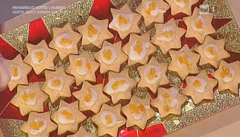 La Prova del cuoco, ricette natalizie di oggi 22 Dicembre: stelle al mandarino di Anna Moroni