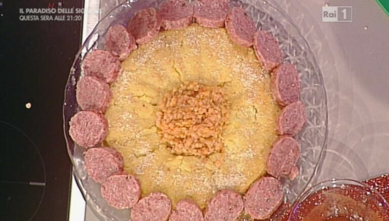 La Prova del Cuoco, Ricette lunedì 28 dicembre: corona imperiale di Anna Moroni, info ingredienti