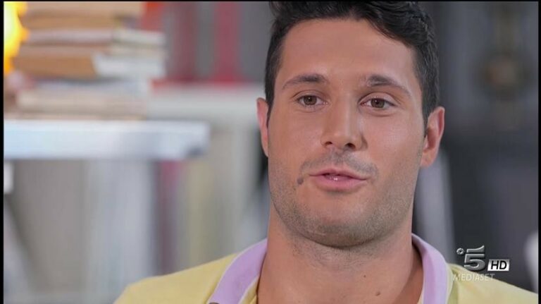 Grande Fratello 14 gossip 12 dicembre 2015: Simone è fidanzato?