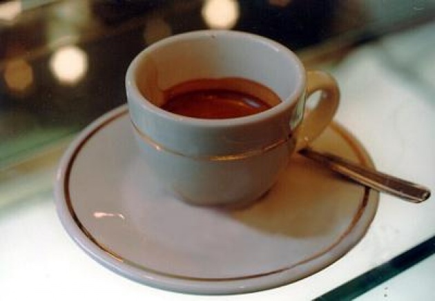 Caffè, tè e cioccolato non fanno male al cuore, una ricerca negli USA smentisce una vecchia credenza