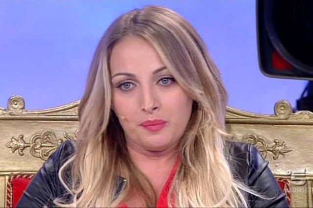 Anticipazioni trono classico Uomini e Donne: l’addio di Rossella Intellicato