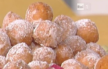 Ricette La Prova del Cuoco, puntata oggi 5 Febbraio 2016, Rai1: castagnole di ricotta di Anna Moroni Ricette La Prova del Cuoco, puntata oggi 5 Febbraio 2016, Rai1: castagnole di ricotta di Anna Moroni