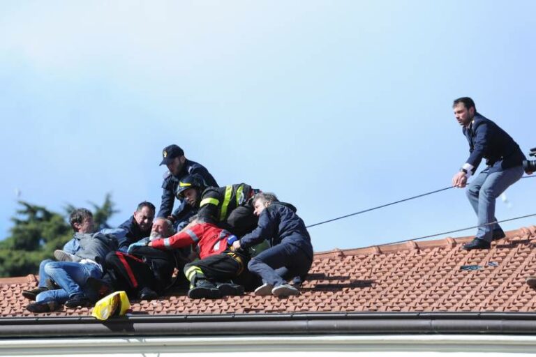Tentato suicidio Sanremo 2016: uomo minaccia di lanciarsi dal tetto