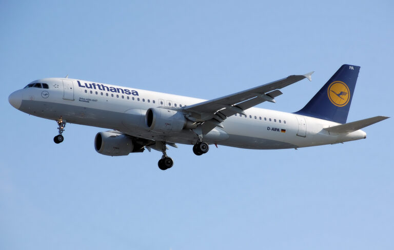 Bambina italiana muore su aereo Lufthansa