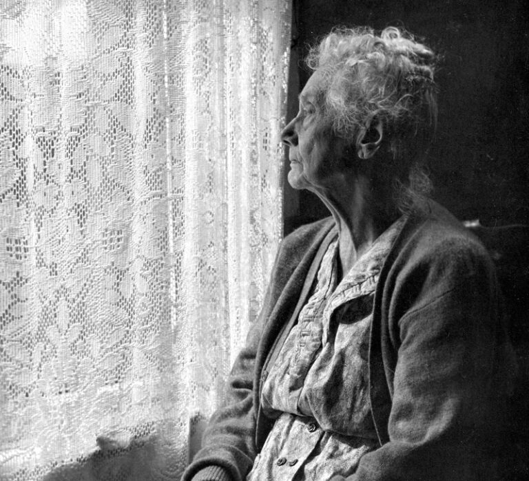 Anziani maltrattati a Neviano: 7 arresti nella casa di riposo