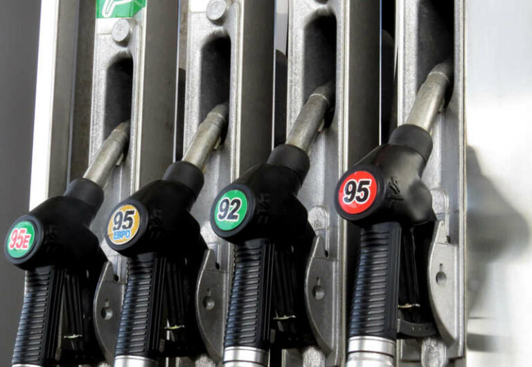 Risparmiare sul carburante? Ecco come fare