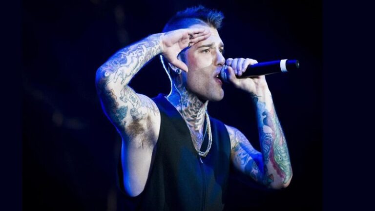 Fedez ricoverato, causa rissa