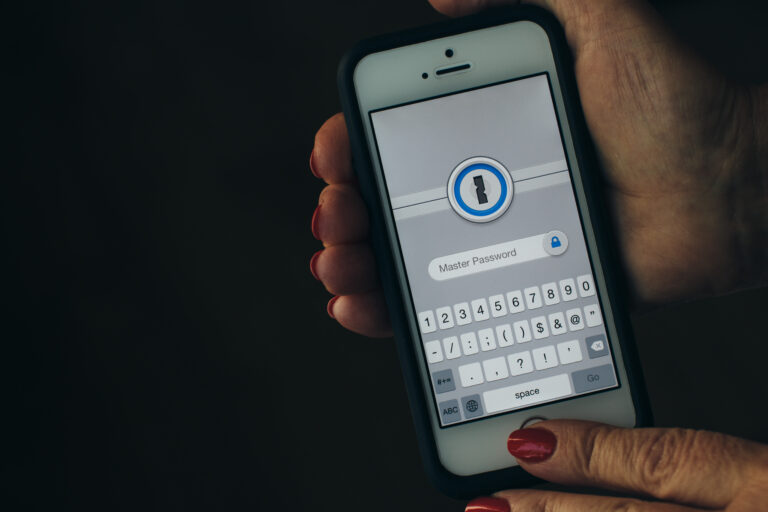 Vuoi rendere il tuo iPhone più sicuro? Allora leggi qui