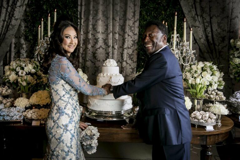 Pelé, nozze terze a 75 anni per la leggenda brasiliana