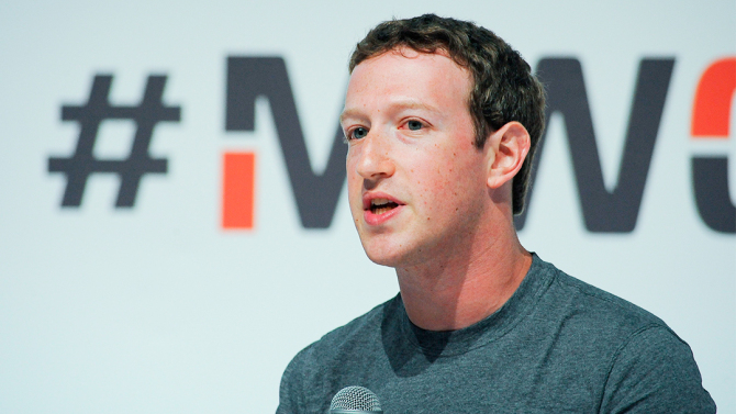 Mark Zuckerberg “Non è vero che Facebook ha aiutato Donald Trump a vincere!”